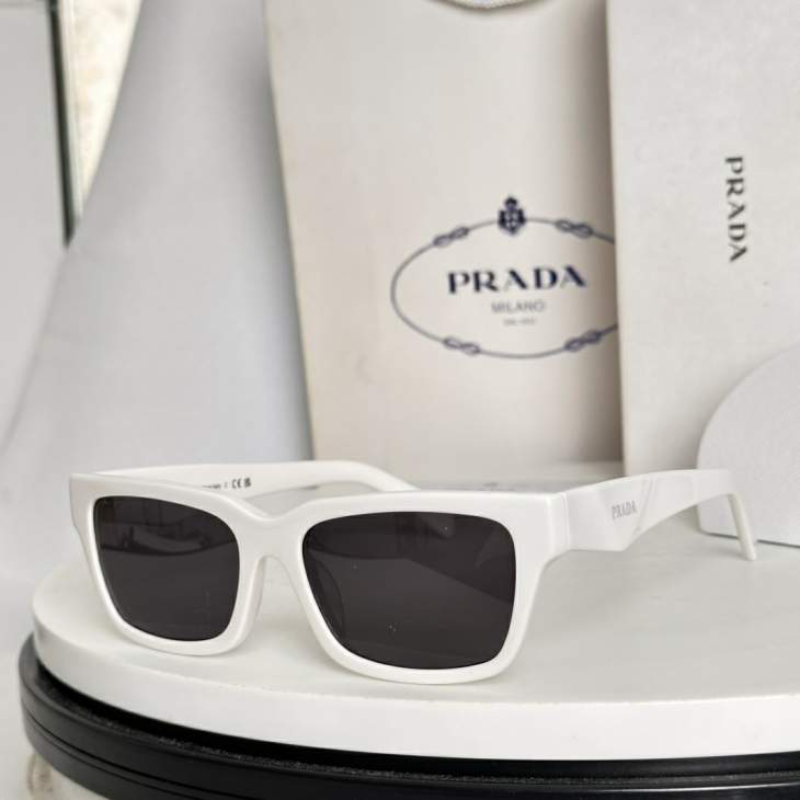 Picture of Prada Sunglasses _SKUfw75842752fw